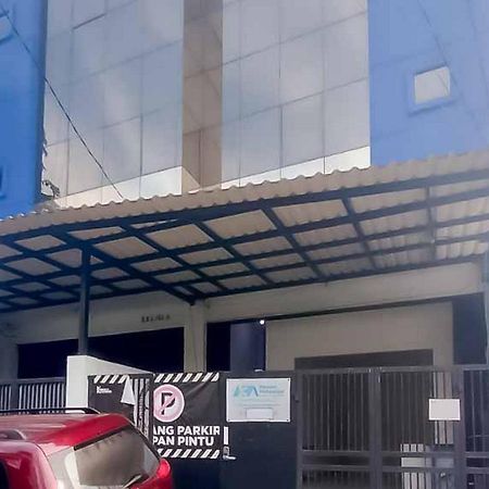 Marson Kampung Bali Residence RedPartner Jakarta Bagian luar foto
