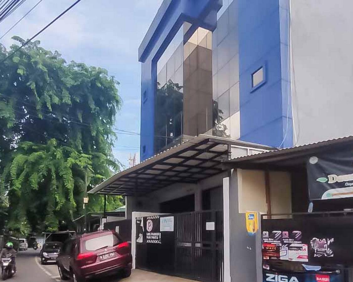 Marson Kampung Bali Residence RedPartner Jakarta Bagian luar foto